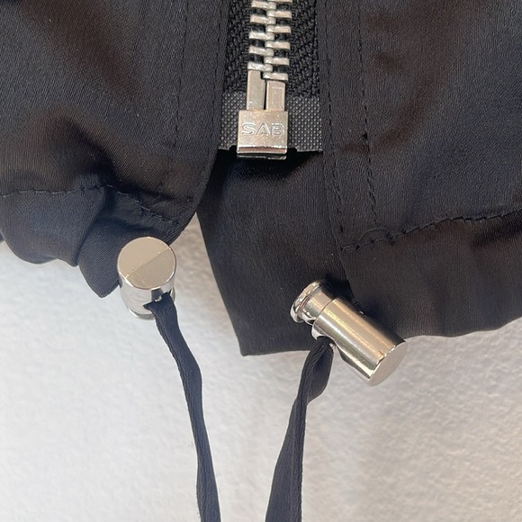 Jaclyn Smith Black Zippered Jacket - Size M - Picture 4 of 8